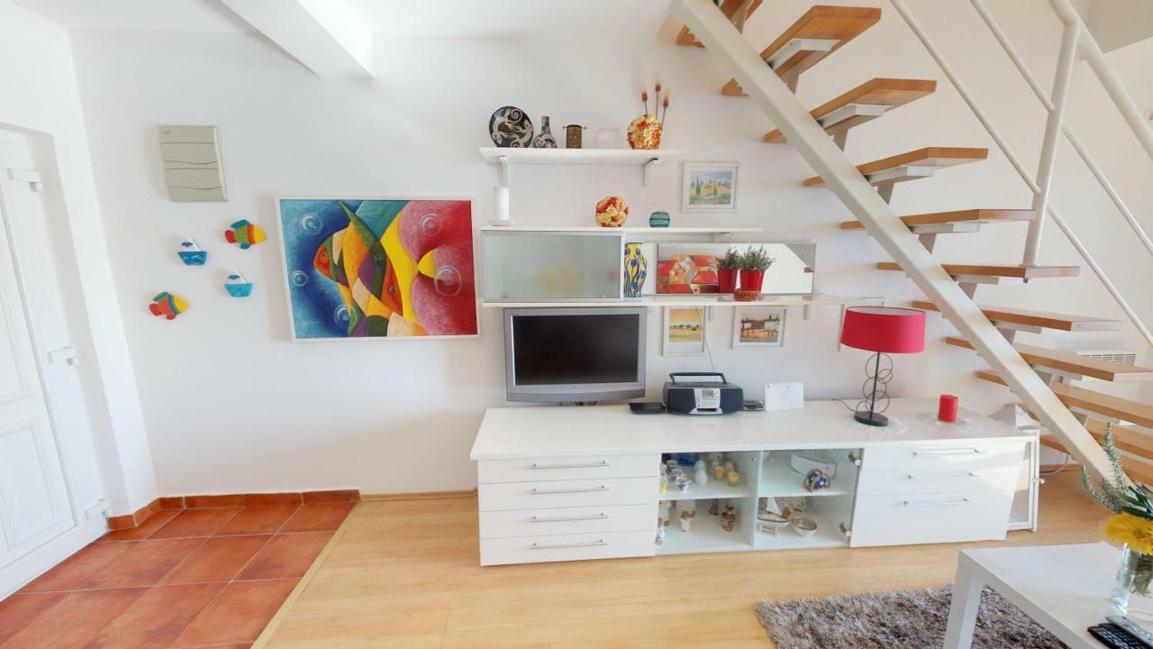 Apartment Potkonjak Povljana Exterior foto